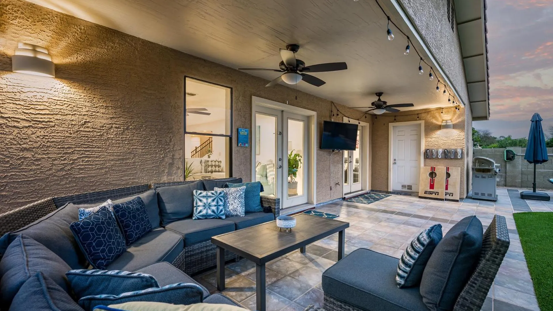 Holiday home Reel Fun Centrally Located W Movie Room Pool Hot Tub Phoenix